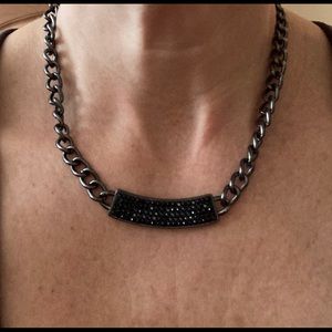 Chain link necklace
